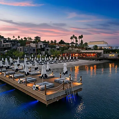 Luxury 5-star Seafront بودروم