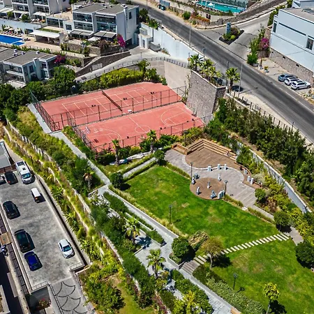 Luxury 5-star Seafront شقة *