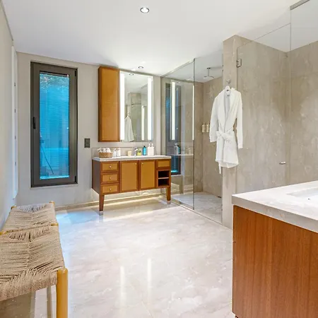شقة Luxury 5-star Seafront *
