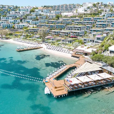 Apartment 1-Bedroom Seafront Flat With Hotel Amenities *
